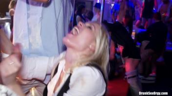 International Summer Lovin' Part 2 - Main Edit Screencap 17 on www.sinx.com