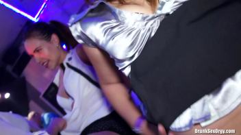 International Summer Lovin' Part 2 - Main Edit Screencap 29 on www.sinx.com