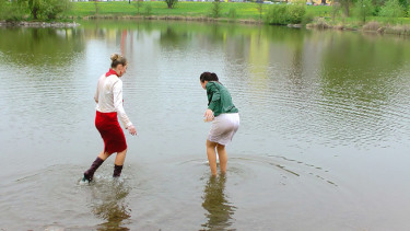 Latest deal - Messy Catfight Ends Up In The Pond