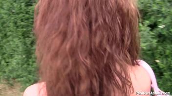 Sucking On The Dock Of The Bay Screencap 20 on www.sinx.com