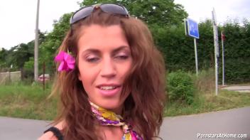 Sucking On The Dock Of The Bay Screencap 31 on www.sinx.com