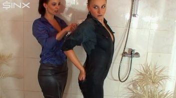 Babes Fantasy Wetlook Shower Experience Screencap 29 on www.sinx.com