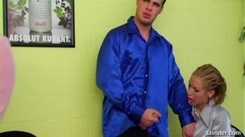 Fuck 'Em In Public! Screencap 23 on www.sinx.com