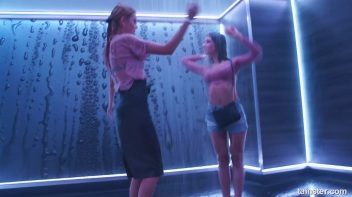Shower Satisfaction Screencap 30 on www.sinx.com
