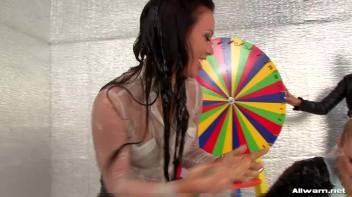 Slime It! Screencap 63 on www.sinx.com