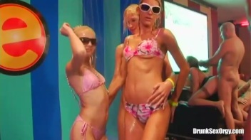 Euroslut Hotel Part 5 - Cam 4 Screencap 48 on www.sinx.com