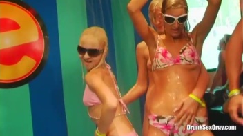 Euroslut Hotel Part 5 - Cam 4 Screencap 49 on www.sinx.com