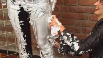 Wet And Messy Shaving Foam Fun Screencap 13 on www.sinx.com