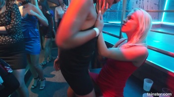 Lezzies - The Femme Fest Part 1 - Cam 3 Screencap 25 on www.sinx.com