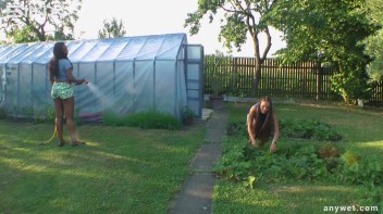 Best Friends Water Fight When Gardening Screencap 3 on www.sinx.com