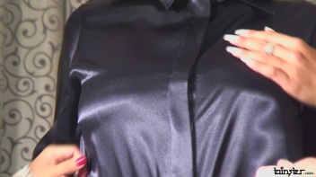 Overdressed Eurobabe Ripping! Screencap 46 on www.sinx.com