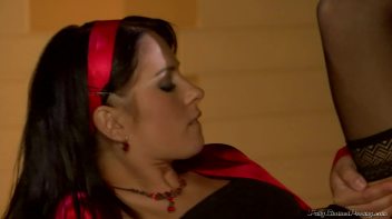 (S)exercises at Night Screencap 49 on www.sinx.com