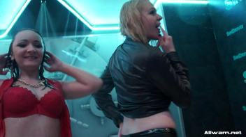 Spicin' Up The Shower! Screencap 49 on www.sinx.com