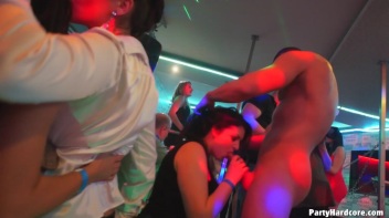 Party Hardcore Gone Crazy Vol. 9 Part 2 - Cam 2 Screencap 3 on www.sinx.com