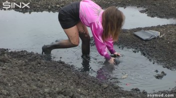 Spoilt Brat Loses It And Falls Into Muddy Puddle - Cam 1 Screencap 14 on www.sinx.com