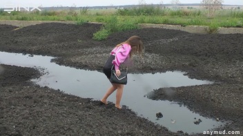 Spoilt Brat Loses It And Falls Into Muddy Puddle - Cam 1 Screencap 7 on www.sinx.com
