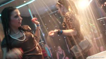 Real Deal Shower Party! Screencap 91 on www.sinx.com