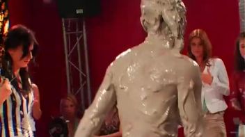 Intense Mud Lust Screencap 86 on www.sinx.com