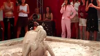 Intense Mud Lust Screencap 75 on www.sinx.com