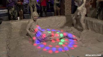 Miss Skinny Takes a Mud Dive Screencap 68 on www.sinx.com