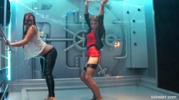 Naughty shower dance Screencap 48 on www.sinx.com