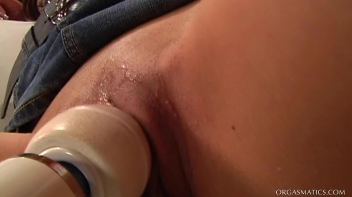 Lipstick Lesbos Go Hardest Screencap 49 on www.sinx.com