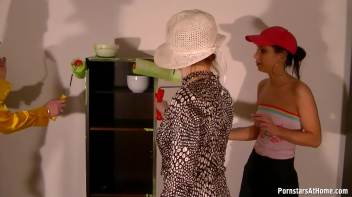 When Chicks Take Over The Paint Job... Screencap 18 on www.sinx.com