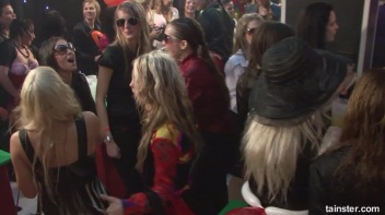 Gash Gamblers Part 4 - Main Edit Screencap 81 on www.sinx.com