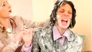 Hygenic Hijinks Screencap 69 on www.sinx.com