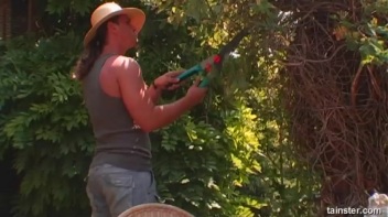 Brunette Gets Railed In Hardcore Threesome Screencap 11 on www.sinx.com