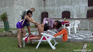 Piss Party! Screencap 31 on www.sinx.com