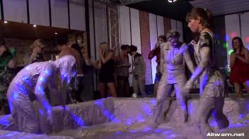 Alex Roars Her Way Through This Mud Battle! Screencap 100 on www.sinx.com