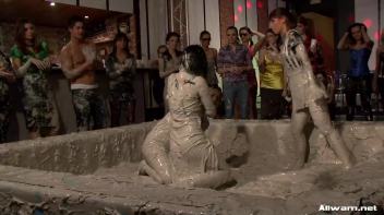 Alex Roars Her Way Through This Mud Battle! Screencap 53 on www.sinx.com