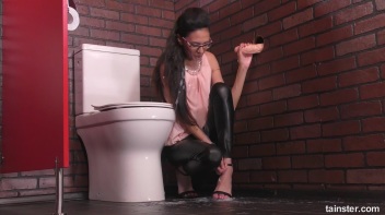 Cutie Gets Hit By Wettest, Stickiest, Ultimate Facial Screencap 16 on www.sinx.com