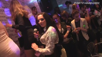 Party Hardcore Gone Crazy Vol. 14 Part 1 - Cam 1 Screencap 21 on www.sinx.com