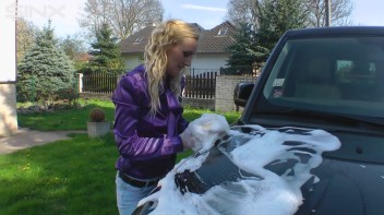 Wet & Messy Car Washing For Playful Blonde Screencap 5 on www.sinx.com