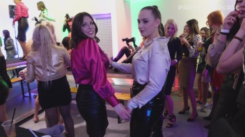 Brazen Babes Party Hardcore - Part 2 Cam 1 Screencap 20 on www.sinx.com