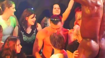 Party Hardcore Vol. 21 Part 2 Screencap 83 on www.sinx.com