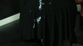 Lesbo Cum Surprise Screencap 12 on www.sinx.com