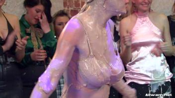 Eurobabes with Mud Rage Screencap 60 on www.sinx.com