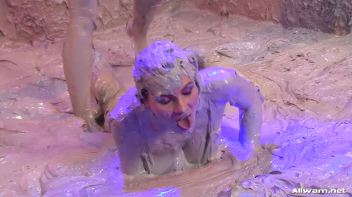 Eurobabes with Mud Rage Screencap 65 on www.sinx.com