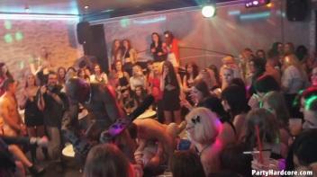 Party Hardcore Gone Crazy Vol. 10 Part 3 - Cam 1 Screencap 71 on www.sinx.com