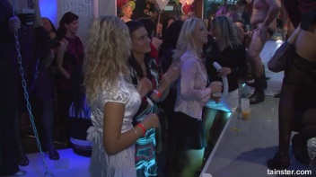 Welcome To The Mad House Part 2 - Cam 3 Screencap 21 on www.sinx.com