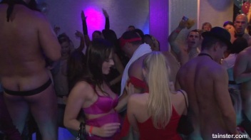 Welcome To The Mad House Part 2 - Cam 3 Screencap 55 on www.sinx.com