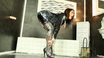 Slimy Change Of Plan Screencap 33 on www.sinx.com