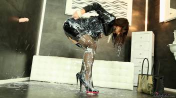 Slimy Change Of Plan Screencap 35 on www.sinx.com