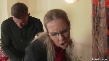 Getting Her Freak On With A Lingerie Freak Thief Screencap 82 on www.sinx.com