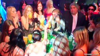 Pussy Casino Part 1 - Cam 1 Screencap 32 on www.sinx.com