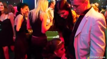 Pussy Casino Part 1 - Cam 1 Screencap 47 on www.sinx.com