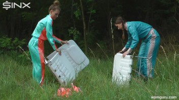 Cuties Make A Mess Of Themselves - Cam 2 Screencap 5 on www.sinx.com